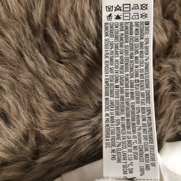 Beautiful knit top - Picture 7 of 9